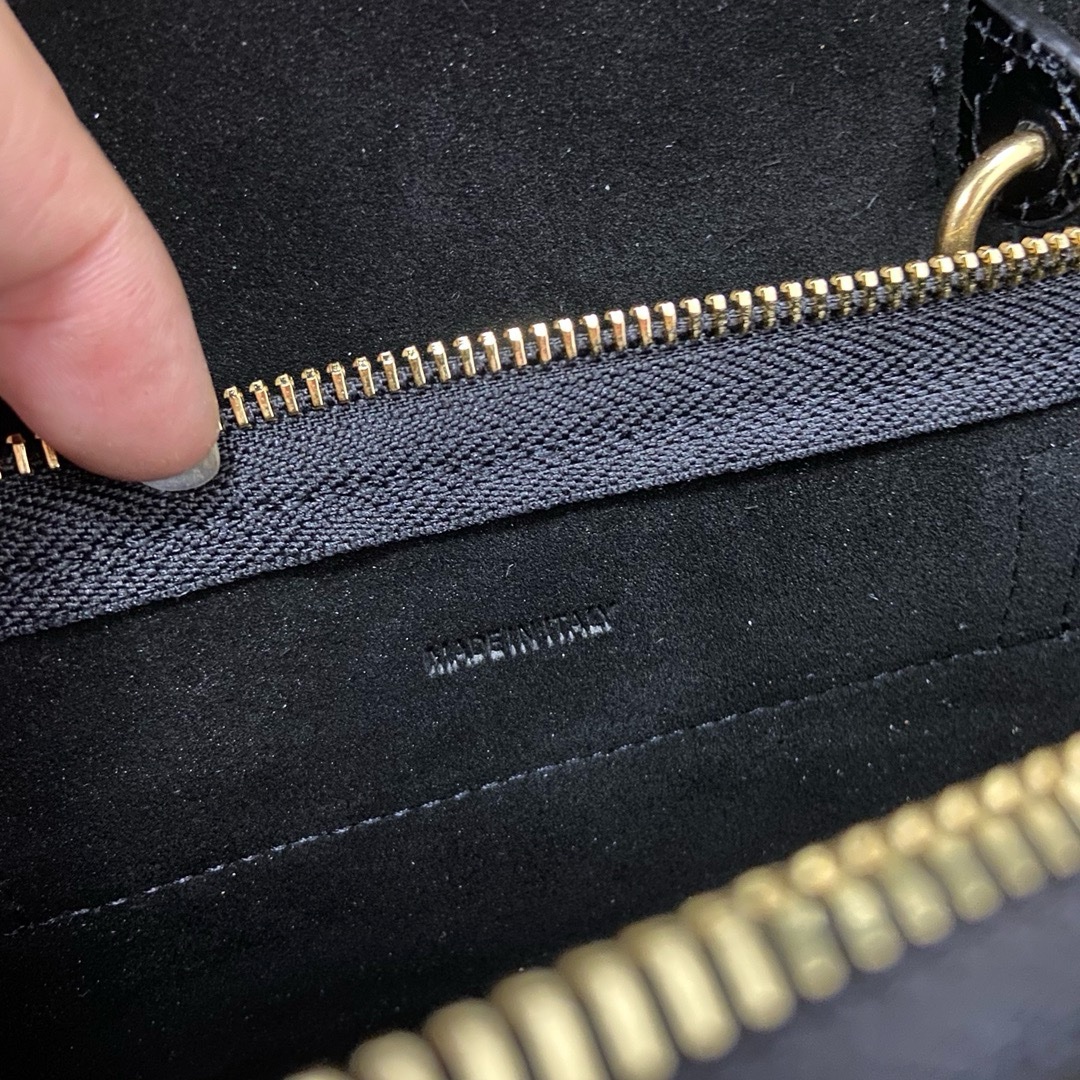 Celine Catfish - Image 8