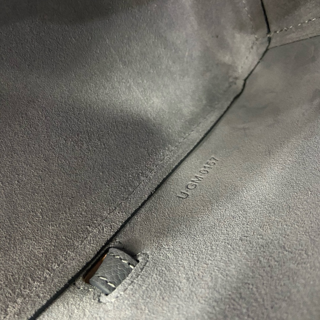 Celine Catfish - Image 8