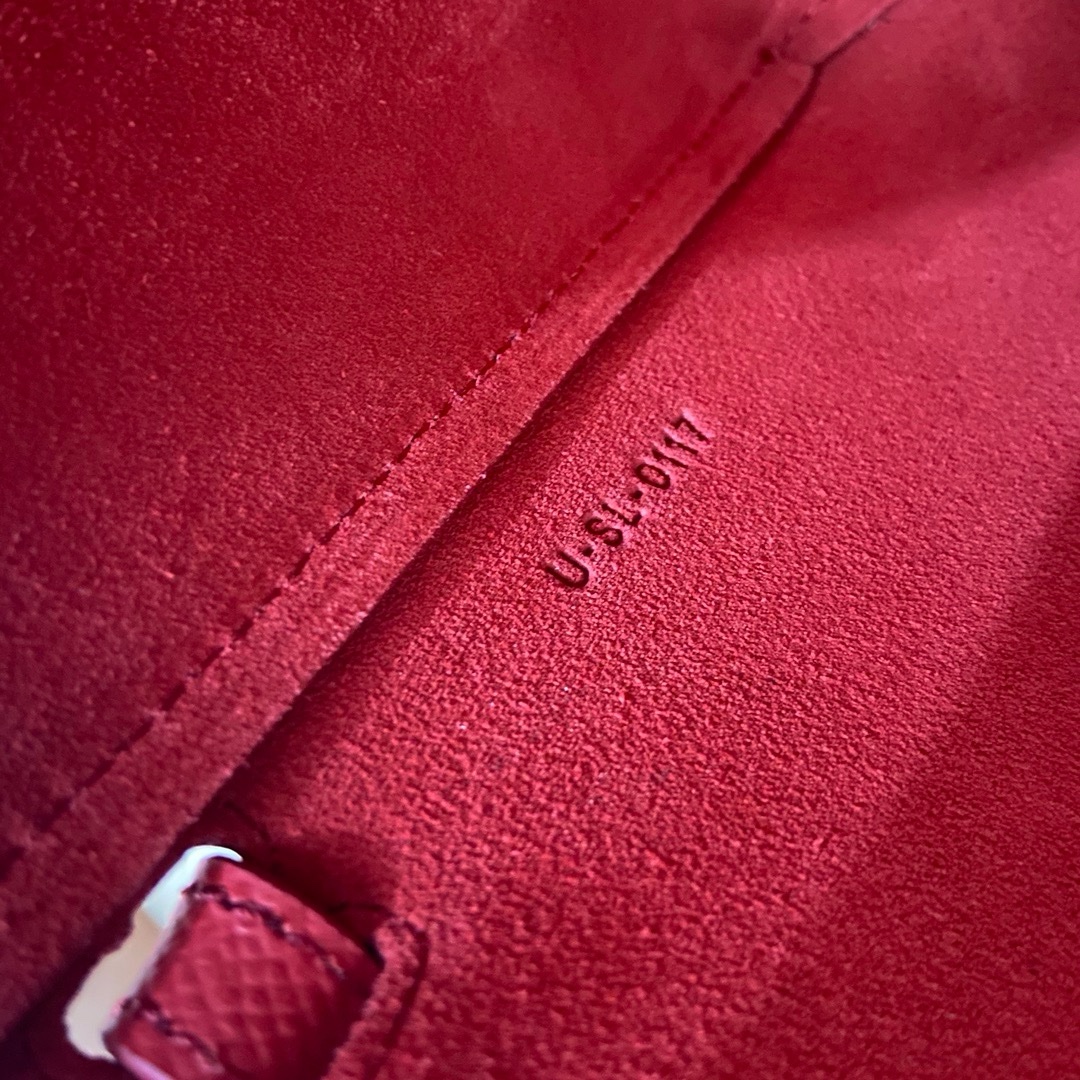 Celine catfish - Image 9