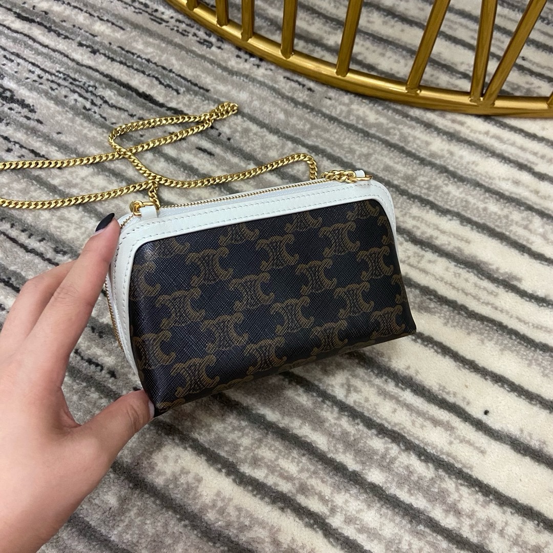 Celine Triomphe - Image 3