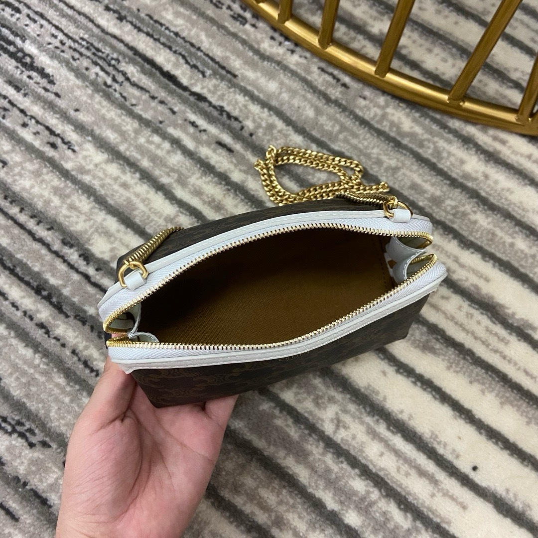 Celine Triomphe - Image 8