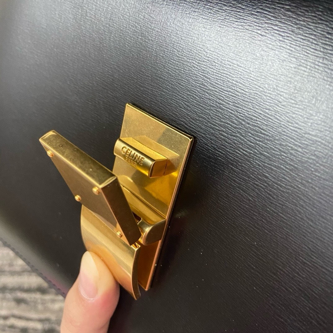 Celine Classic Bag - Image 9