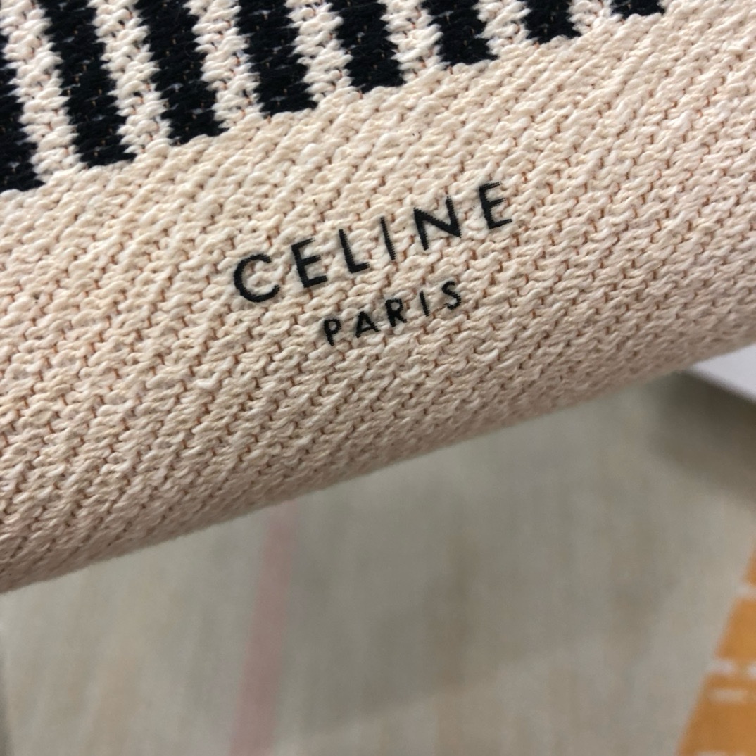 Celine Sangle Bucket Bag - Image 4