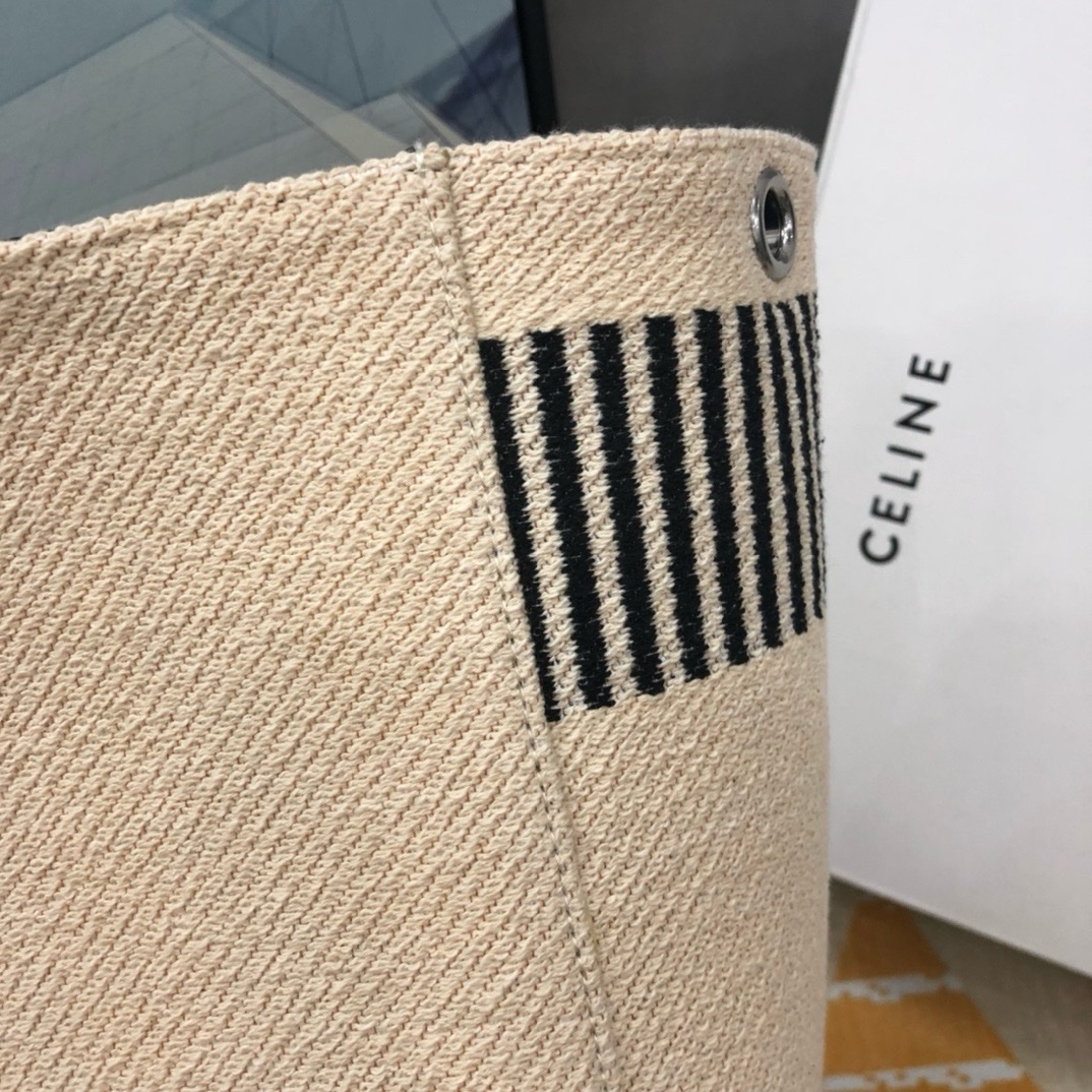 Celine Sangle Bucket Bag - Image 5