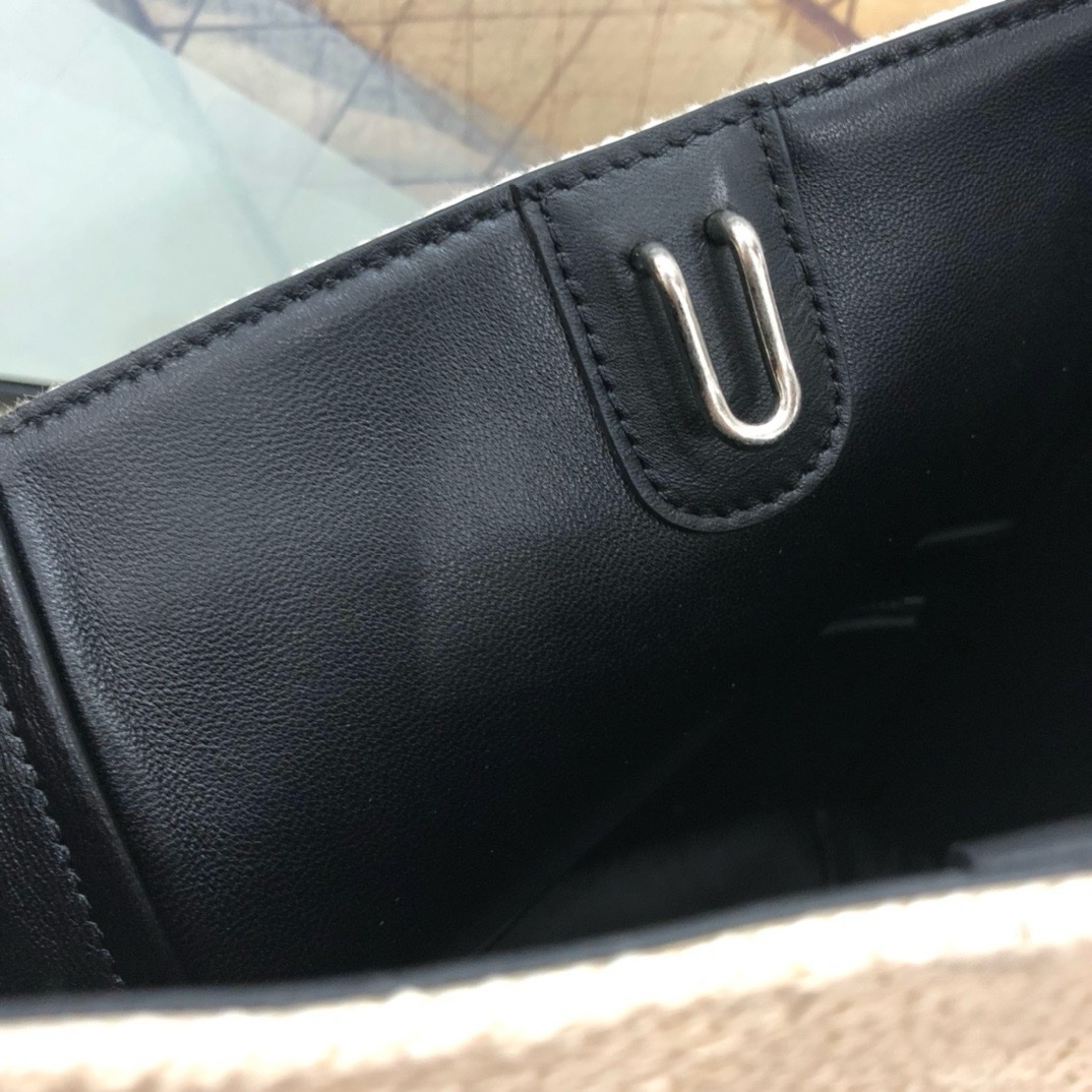 Celine Sangle Bucket Bag - Image 6