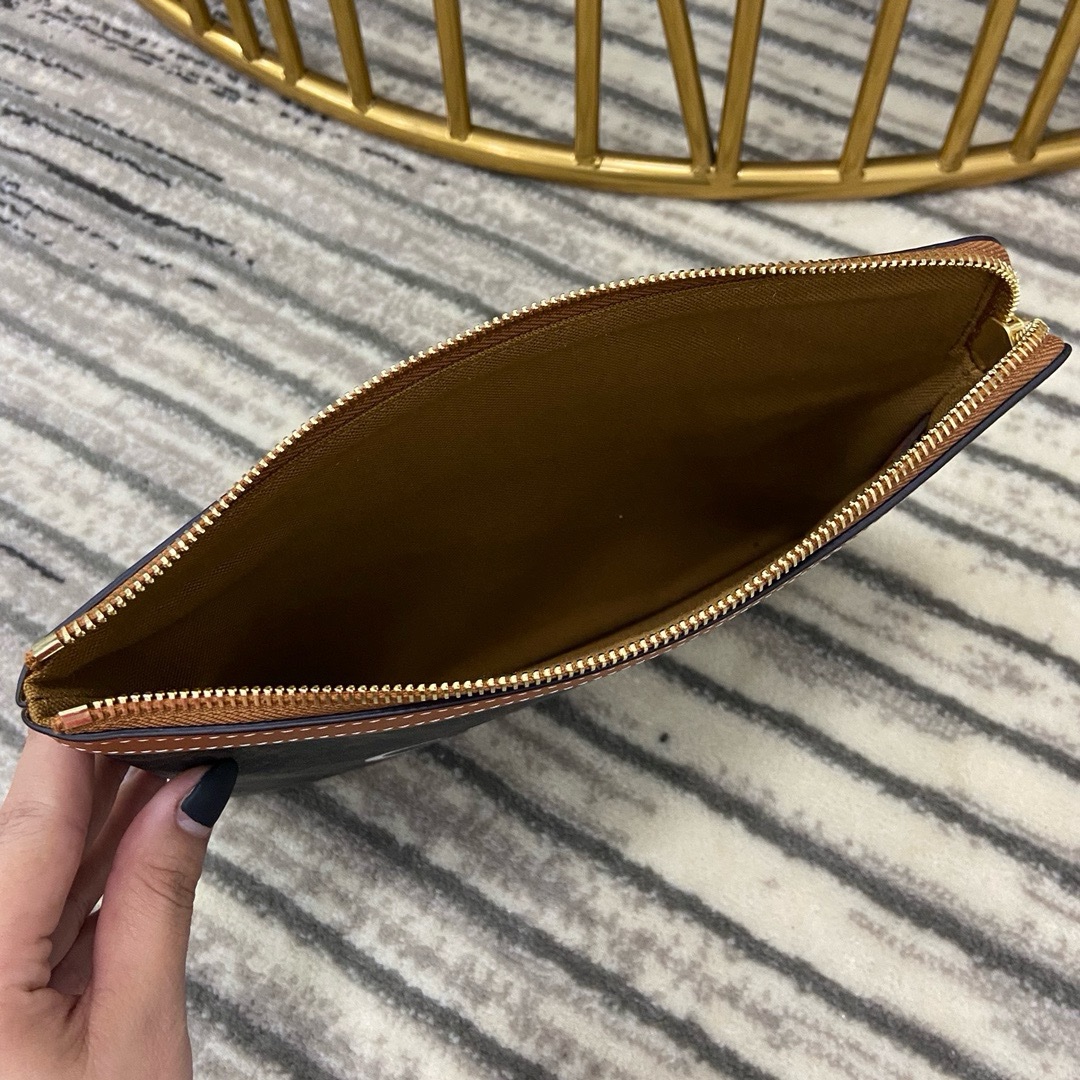 Celine Clutch - Image 8