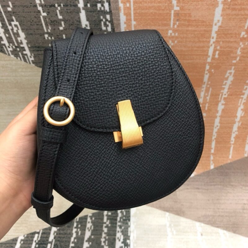 BV Palmellato Rounded Belt Bag