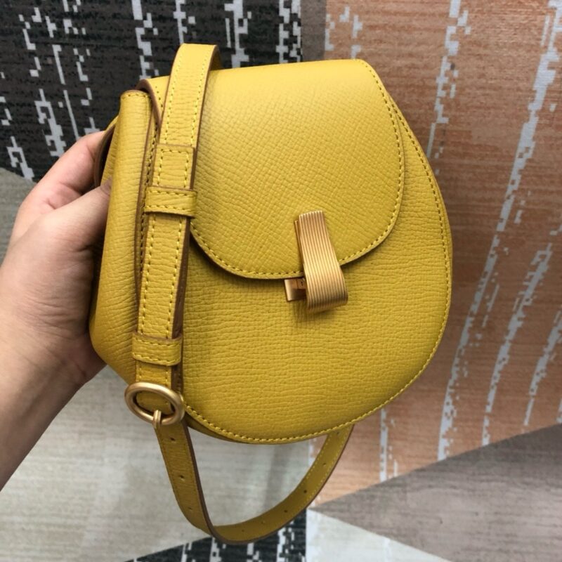 BV Palmellato Rounded Belt Bag