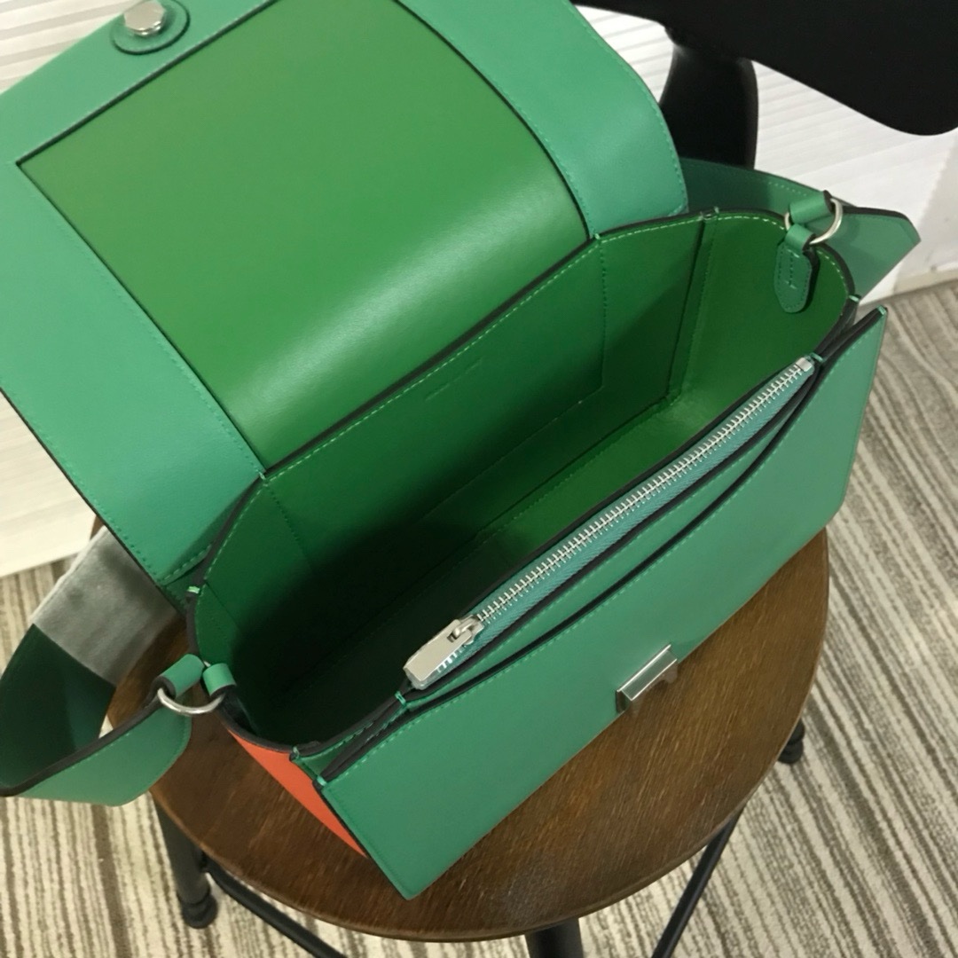 Celine Frame - Image 2