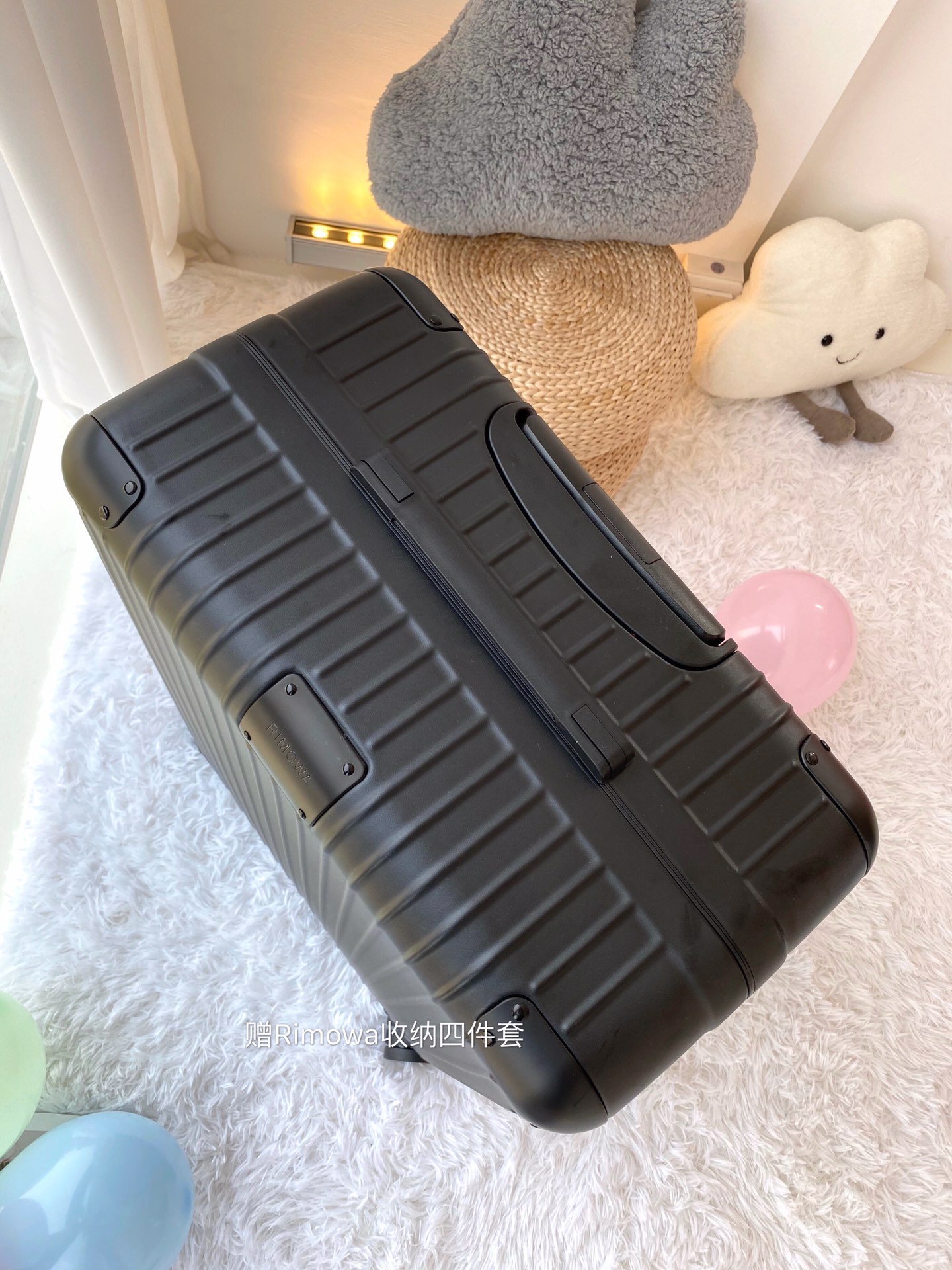 Rimowa Luggage Essential Limbo - Image 2