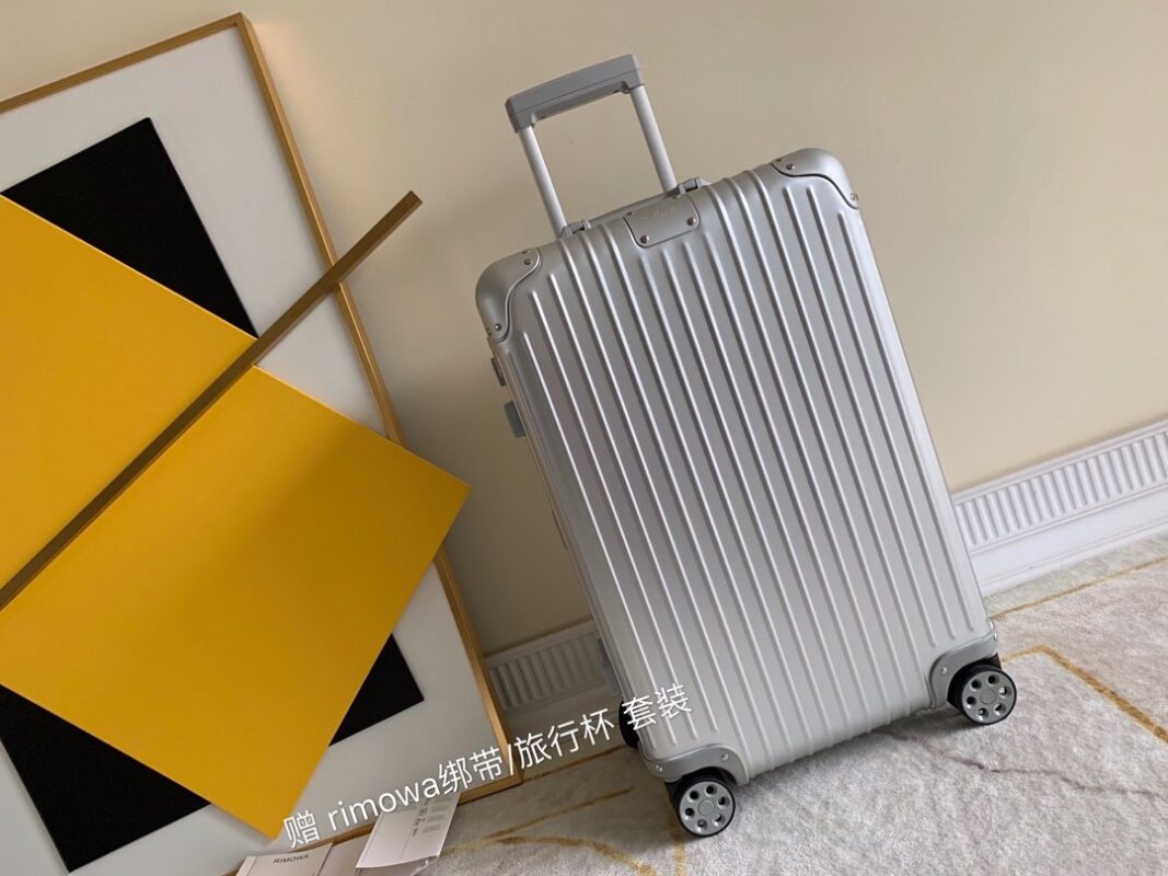 Rimowa Cabin Classic