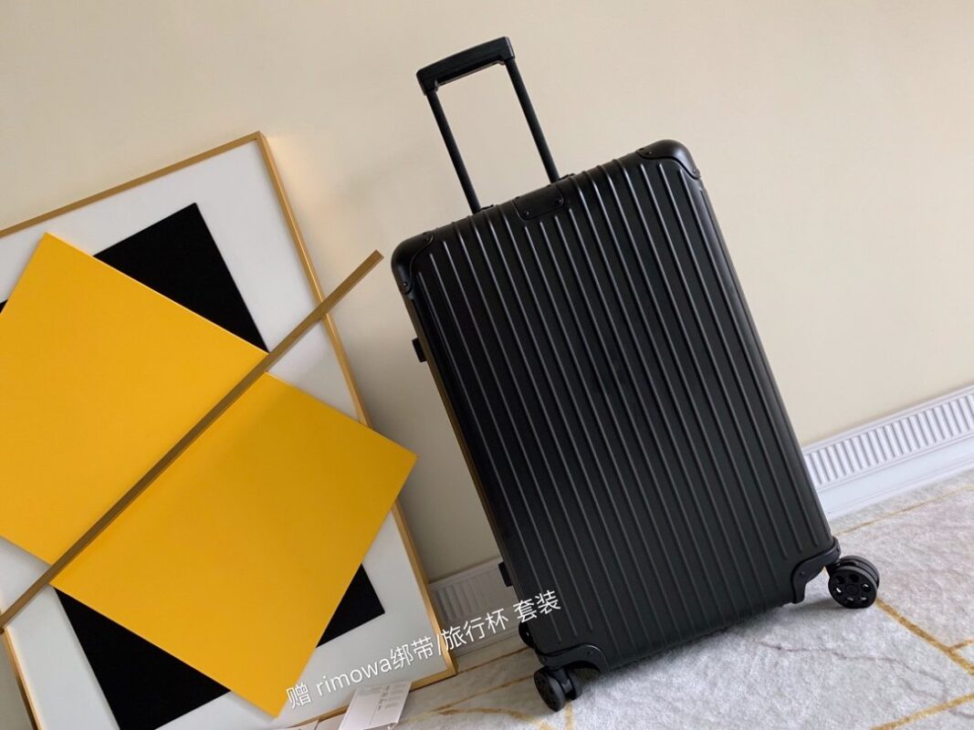 Rimowa Cabin Classic