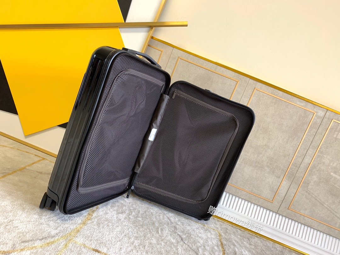 Rimowa Essential Lite - Image 3