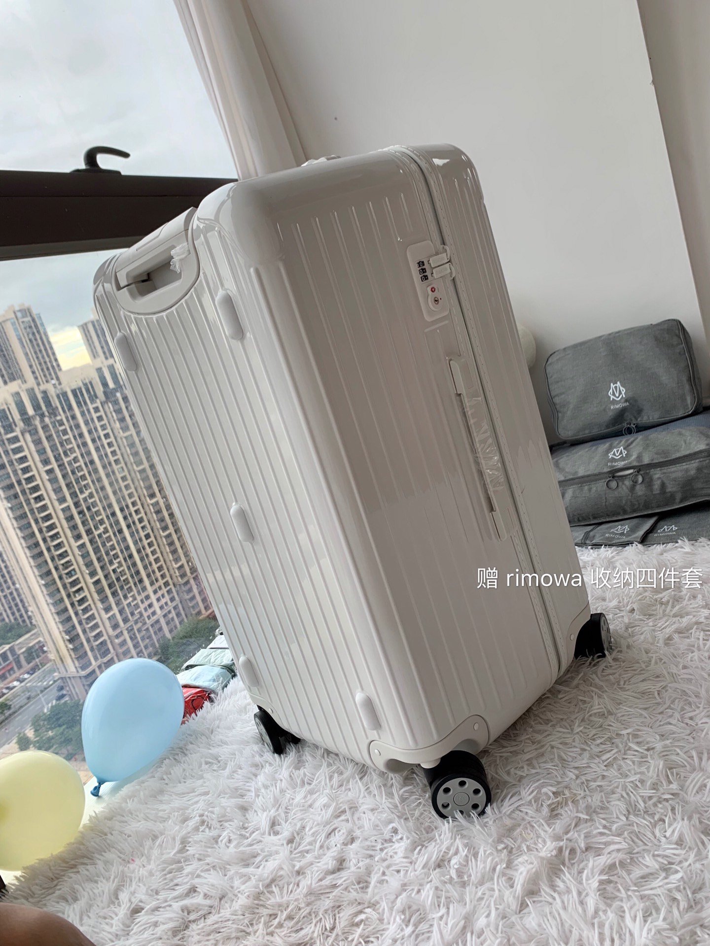 Rimowa Essential Trunk Plus - Image 4