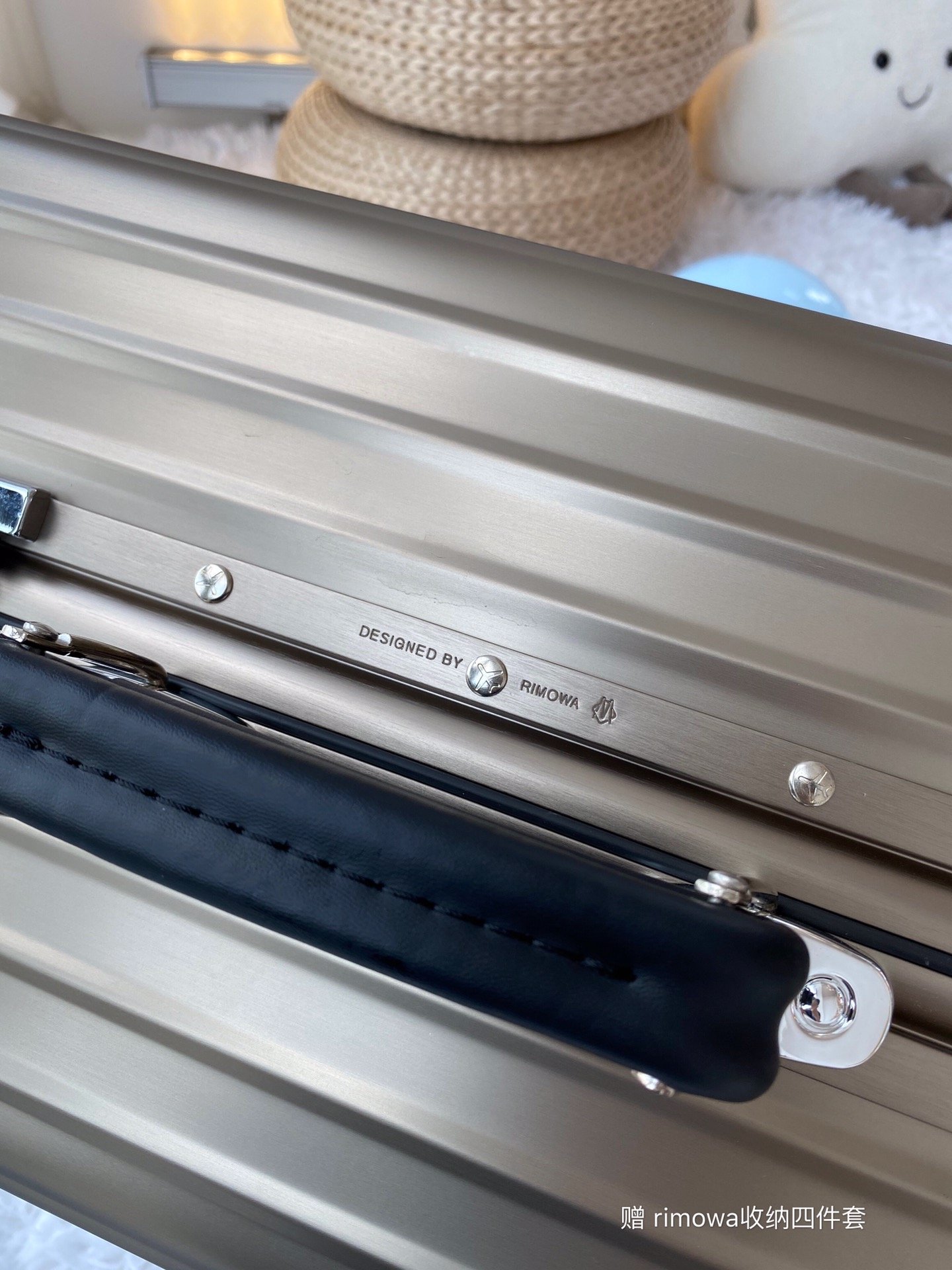 Rimowa Classic Cabin Suitcase - Image 3