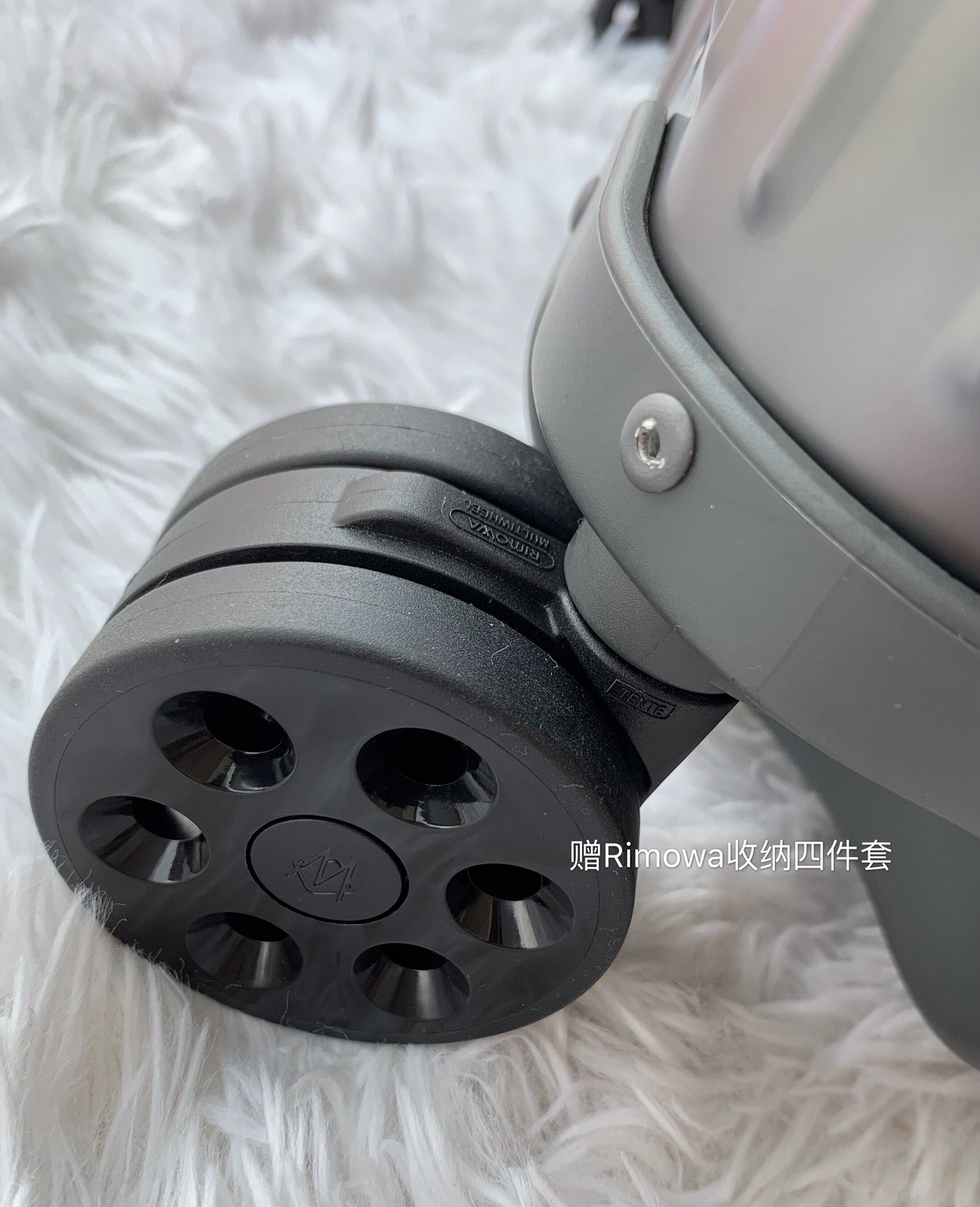 Rimowa Original Cabin Spinner - Image 5