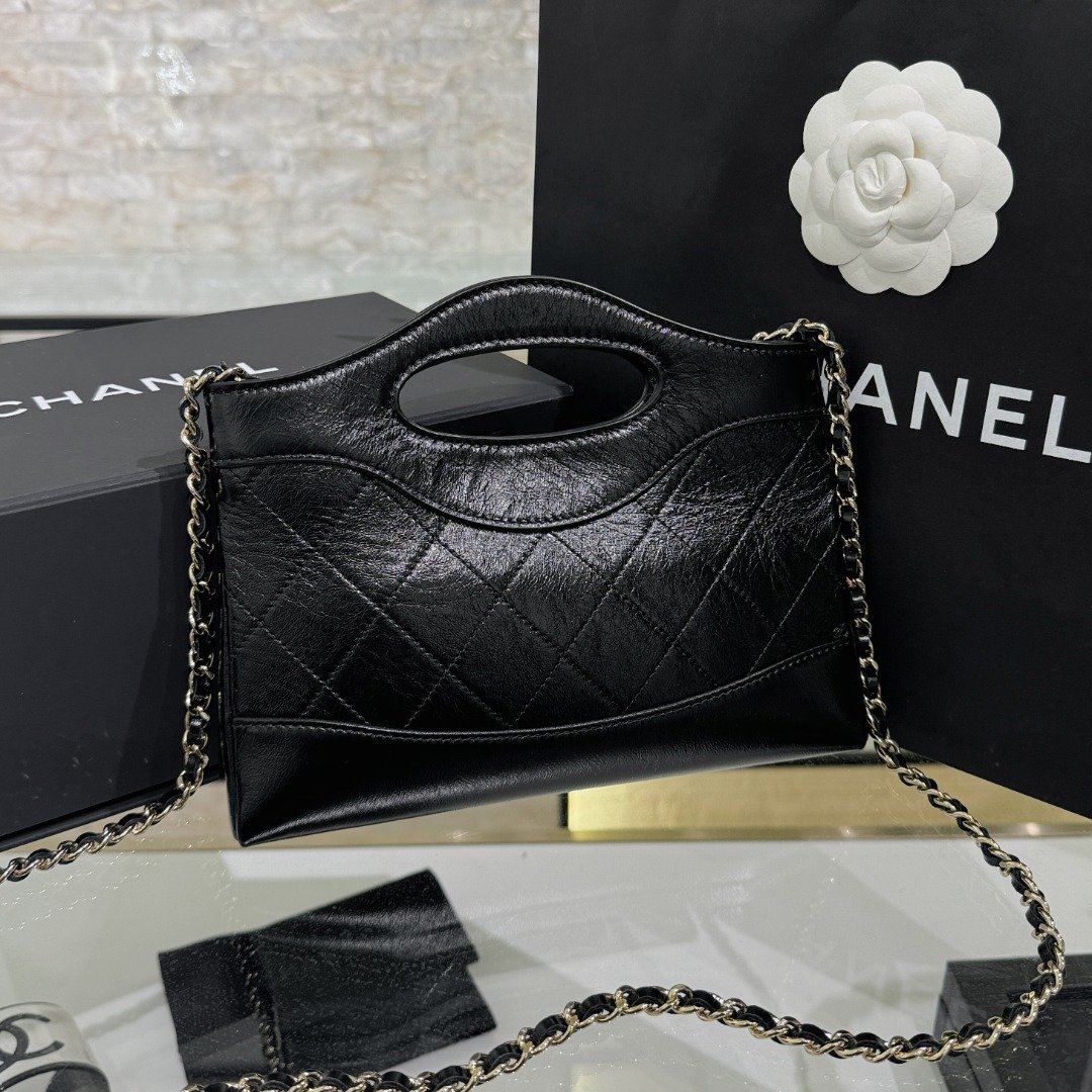 Chanel 31 Nano Bag - Image 2