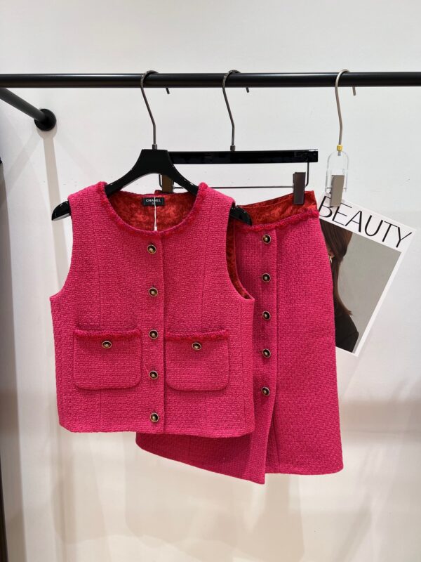 Chanel 2024 New Clothes