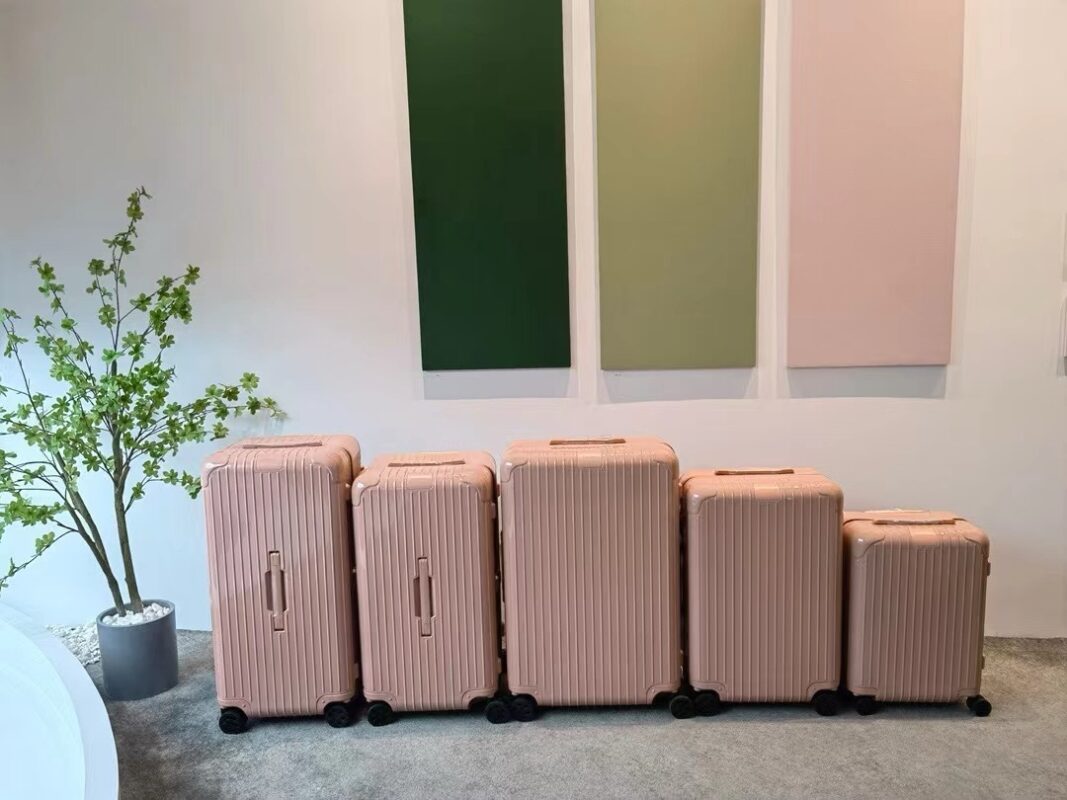 Rimowa Essential Check-In