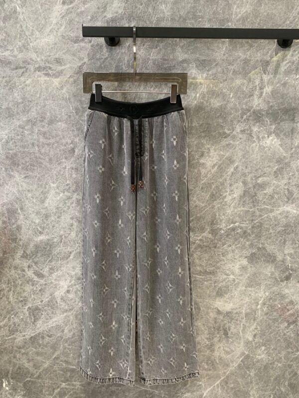 Louis Vuitton 2024 New Clothes