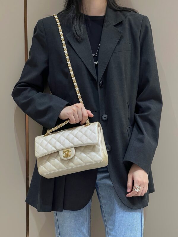 Chanel CF Small 23cm Spherical Caviar Uncut Edge Champagne Gold