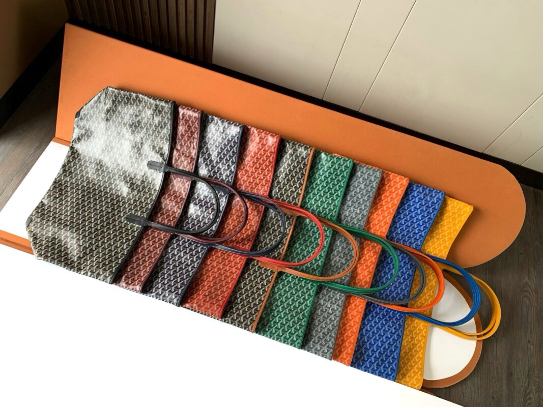 Goyard Artois GM Collection