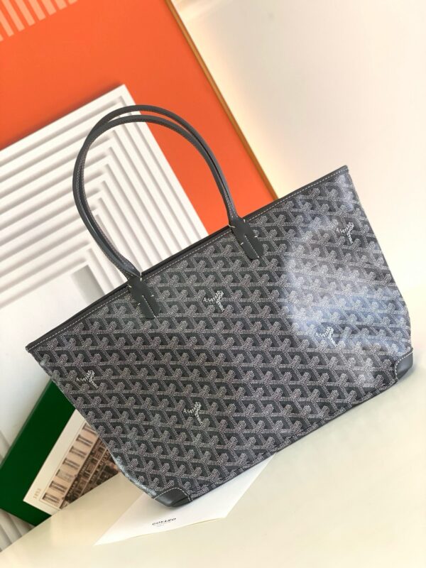Goyard Artois Handbag