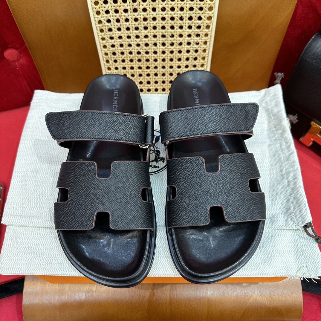 1000022444.jpg Hermès Chypre Sandals - Image 1