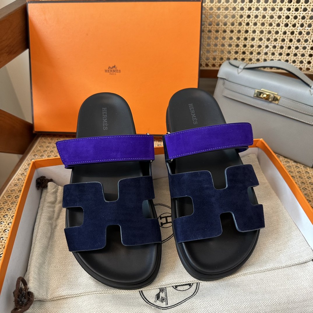 1000022452.jpg Hermès Chypre Sandals - Image 1