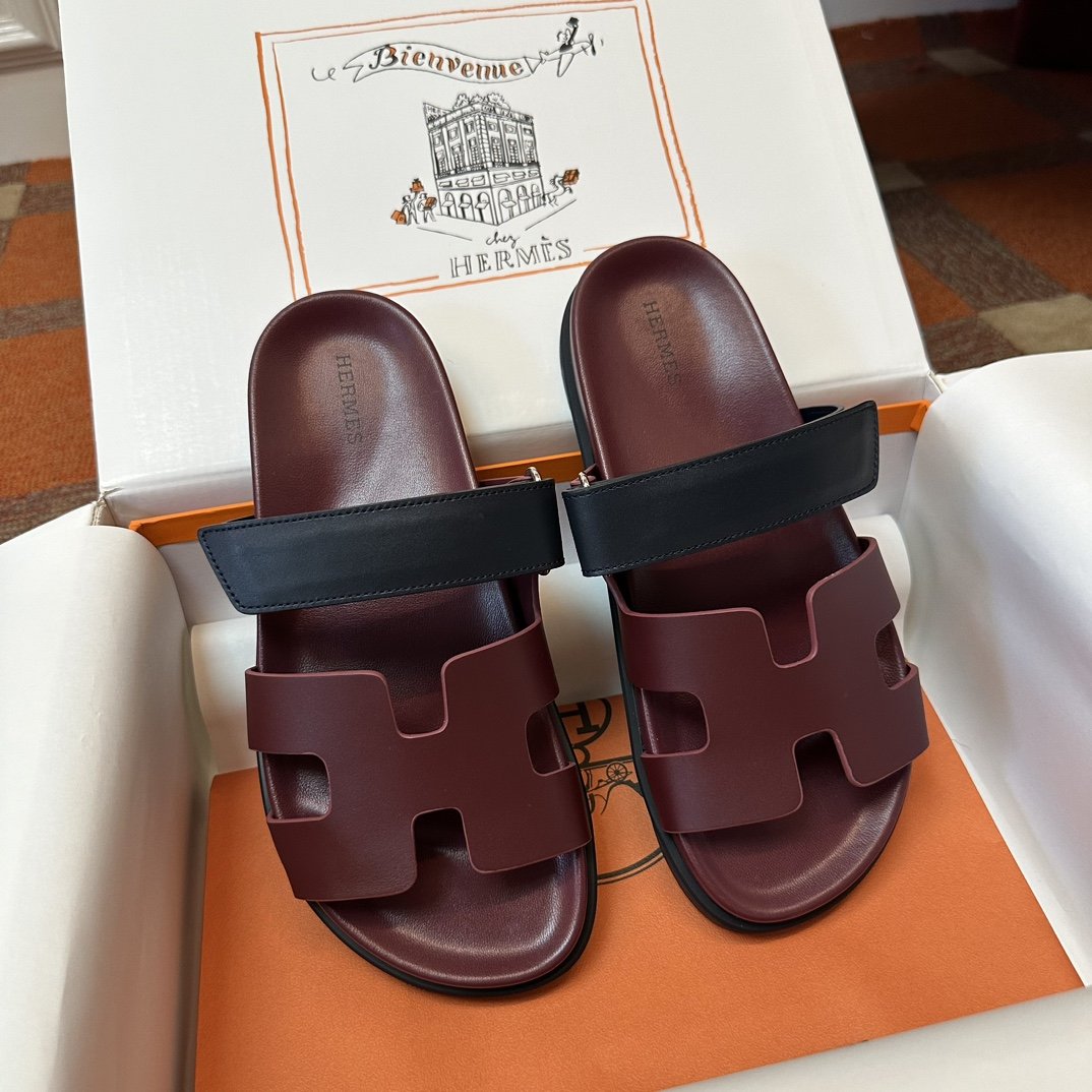 1000022460.jpg Hermès Chypre Sandals - Image 1