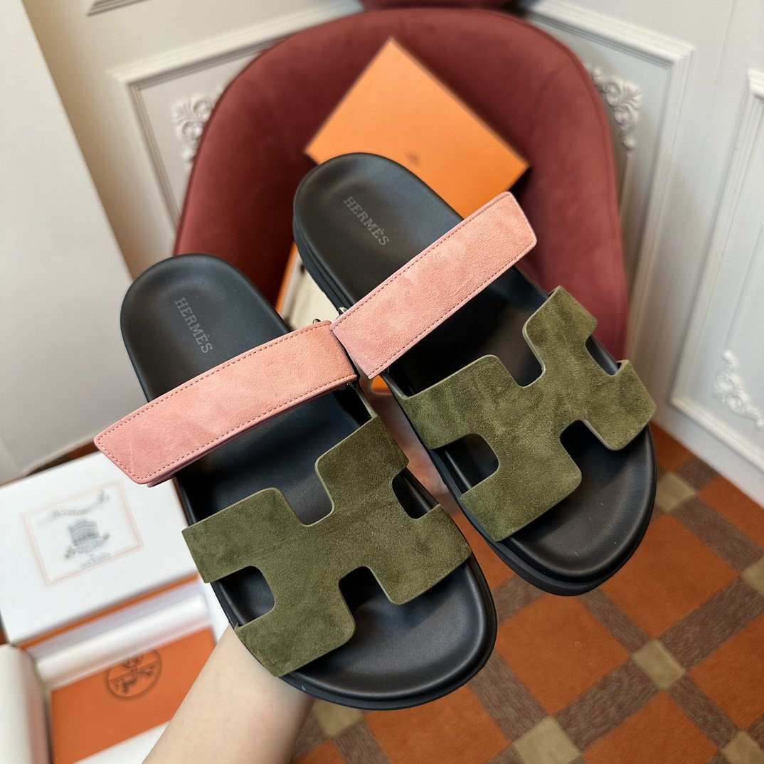 1000022474.jpg Hermès Chypre Sandals - Image 1