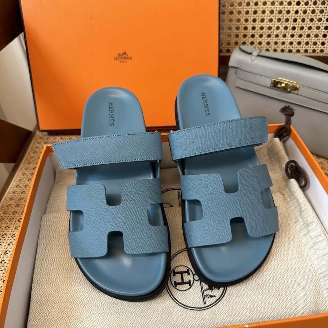1000022484.jpg Hermès Chypre Sandals - Image 1