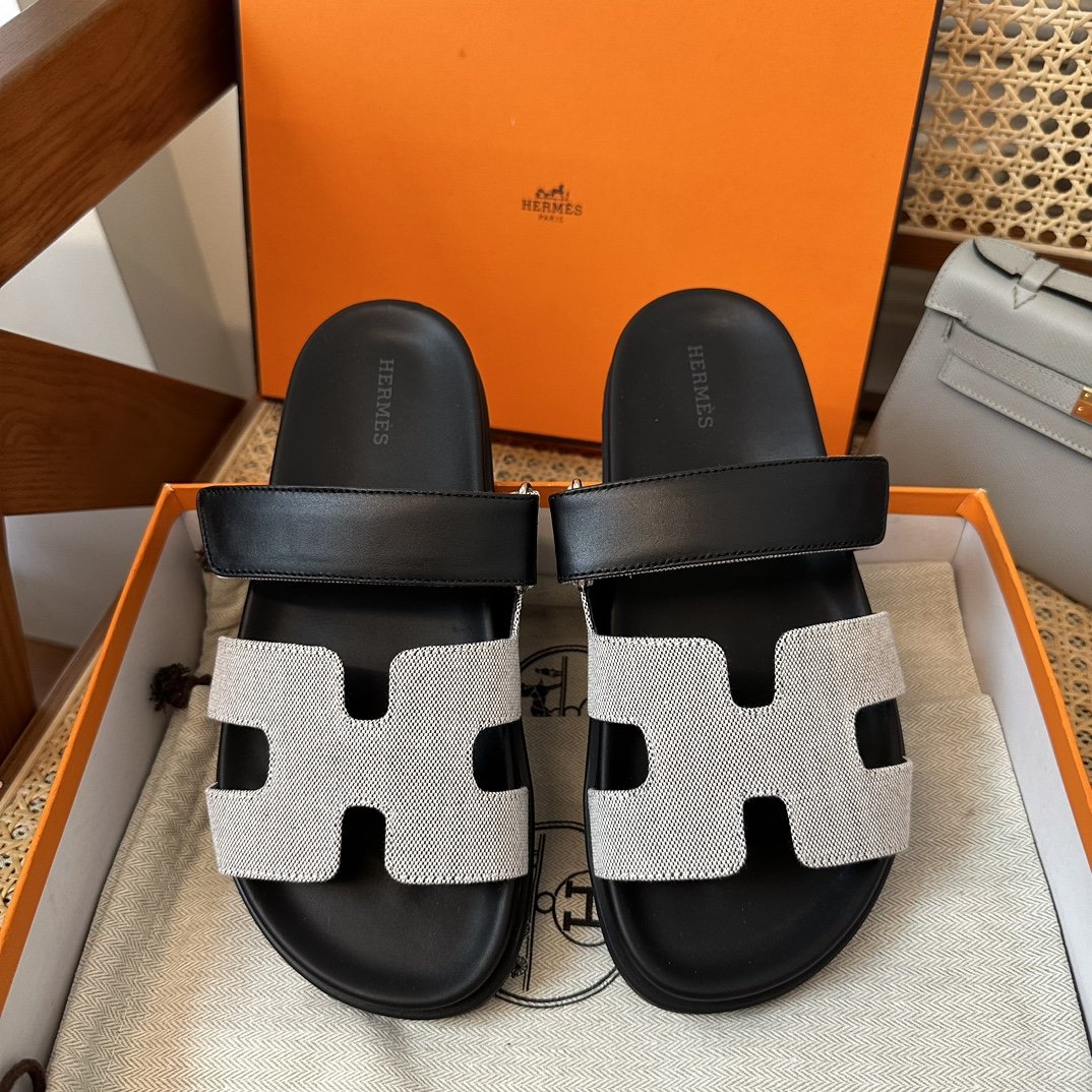 1000022532-1.jpg Hermès Chypre Sandals - Image 1