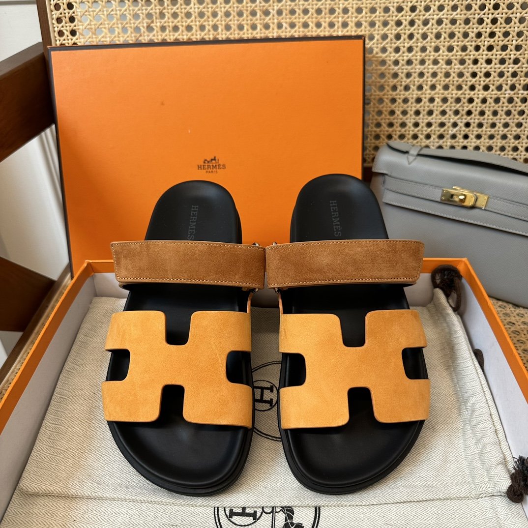 1000022598.jpg Hermès Chypre Sandals - Image 1
