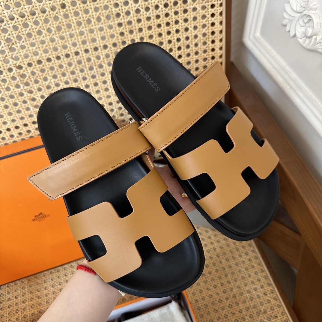 Hermès Chypre Sandals - Image 2