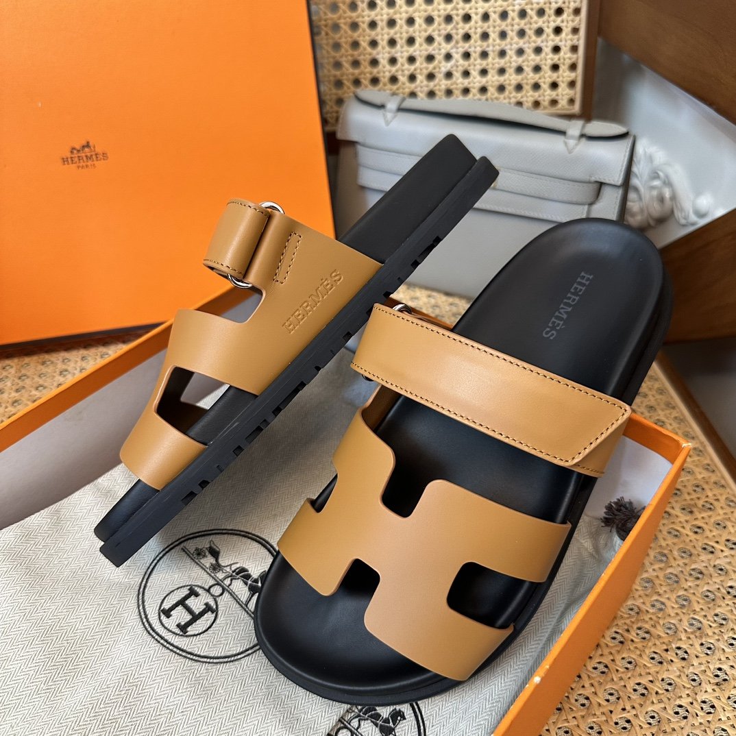 Hermès Chypre Sandals - Image 3