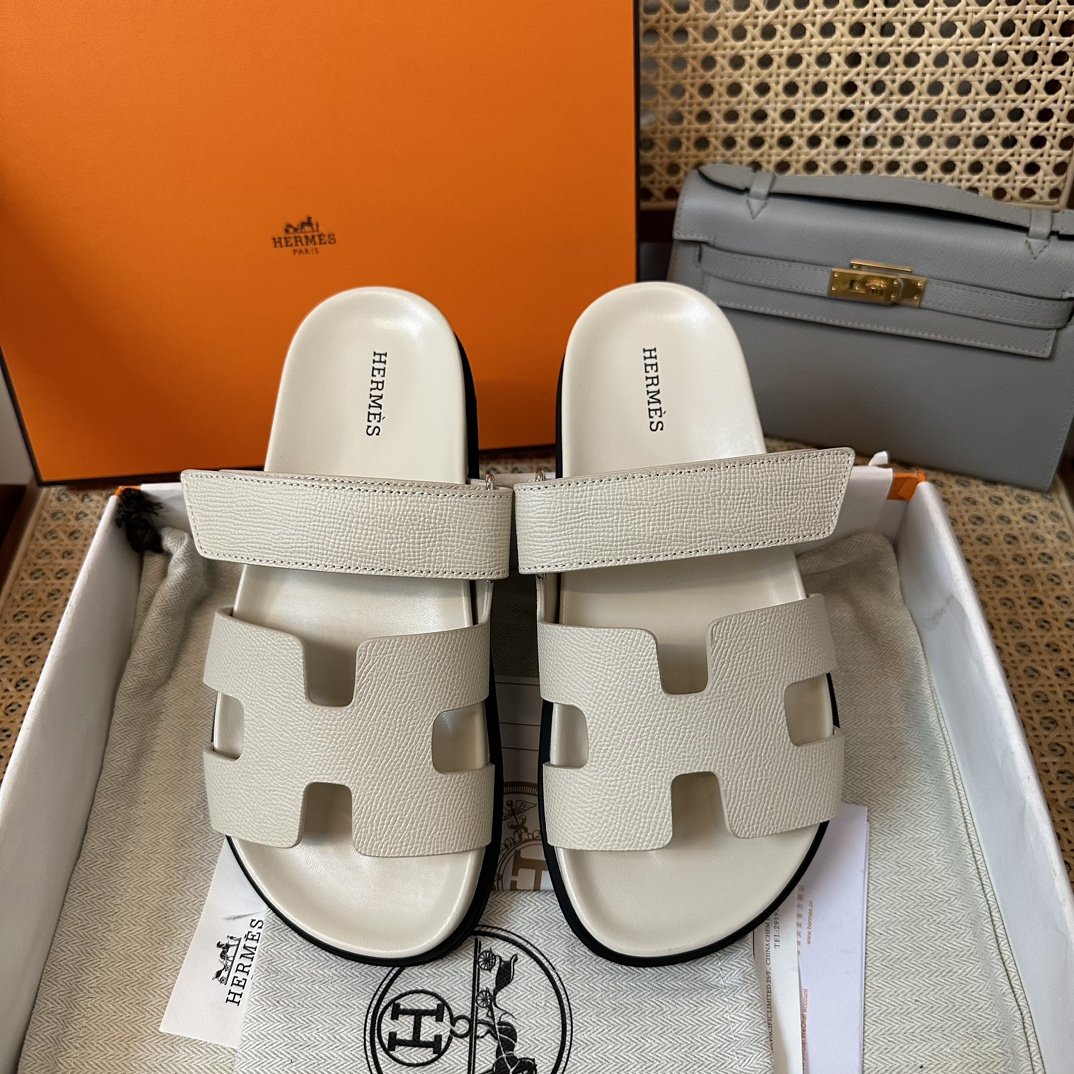 1000023601.jpg Hermès Chypre Sandals - Image 1