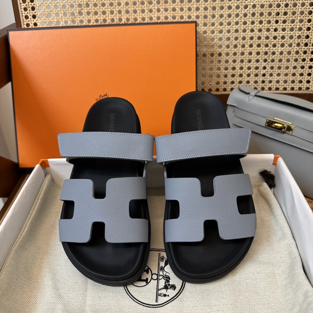 1000023758.jpg Hermès Chypre Sandals - Image 1