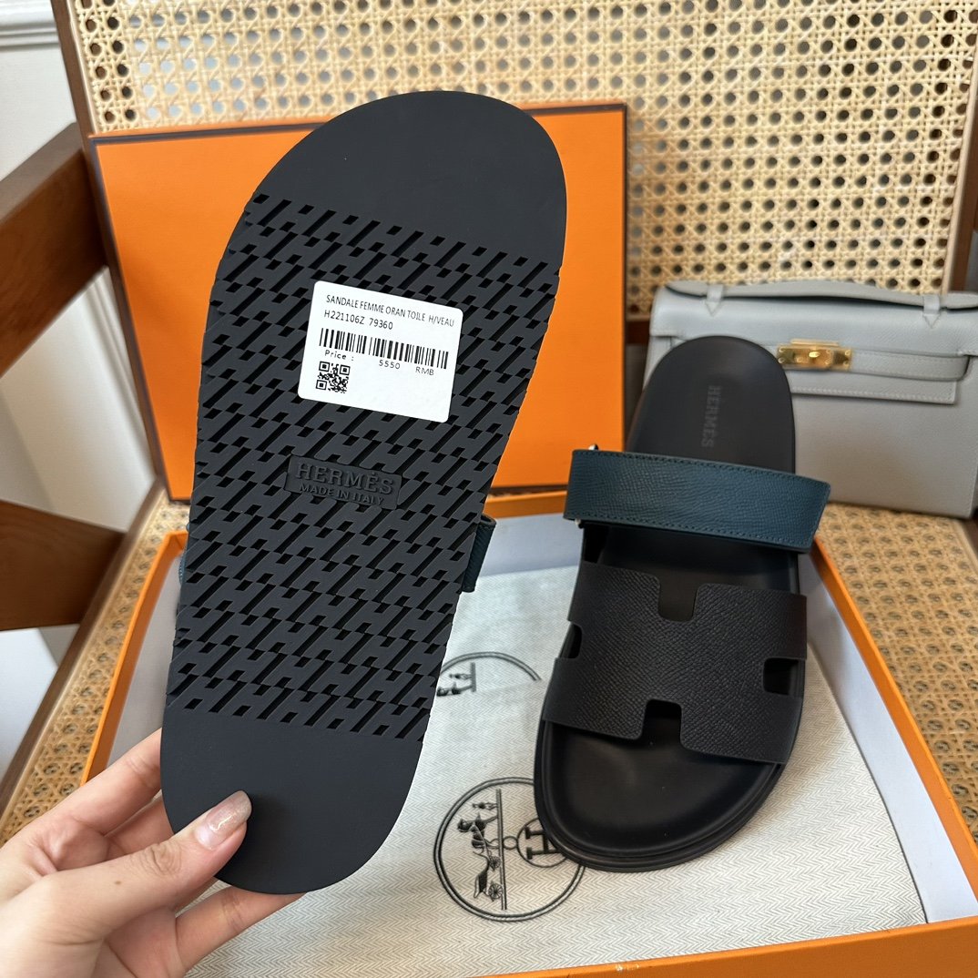 Hermès Chypre Sandals - Image 7