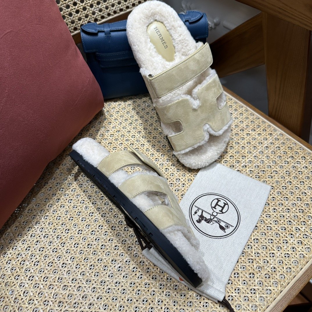 Hermès Chypre Sandals - Image 5