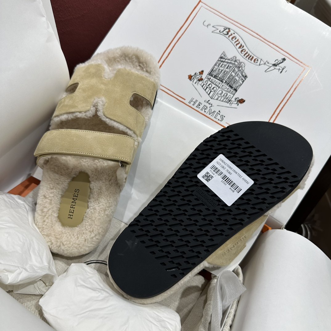 Hermès Chypre Sandals - Image 4