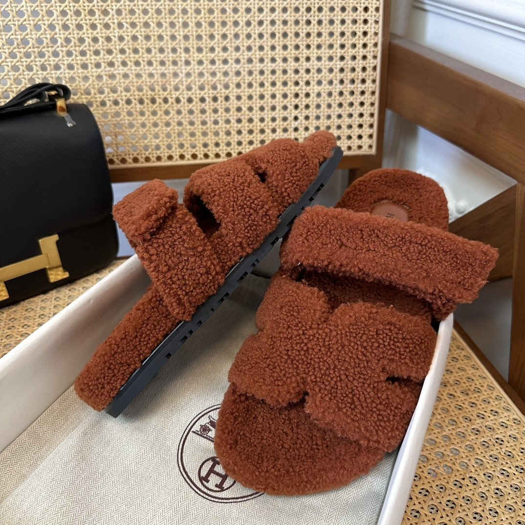 Hermès Chypre Sandals - Image 3