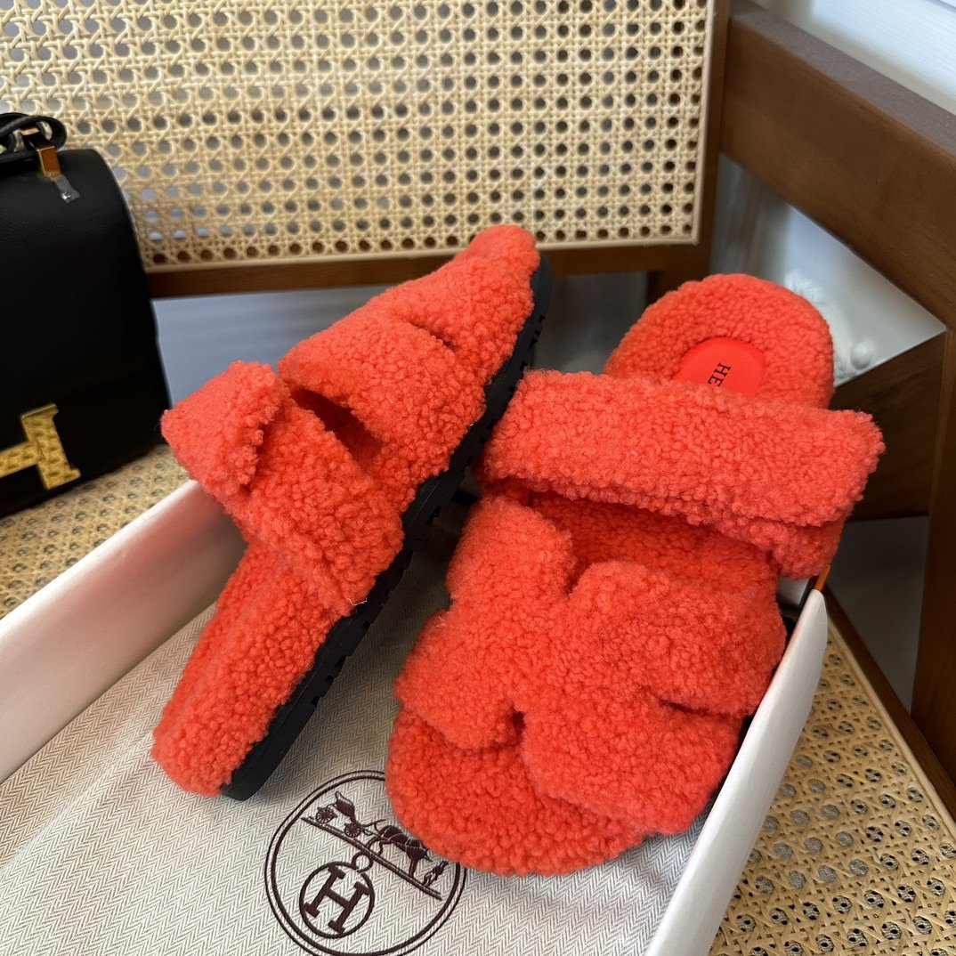 Hermès Chypre Sandals - Image 7