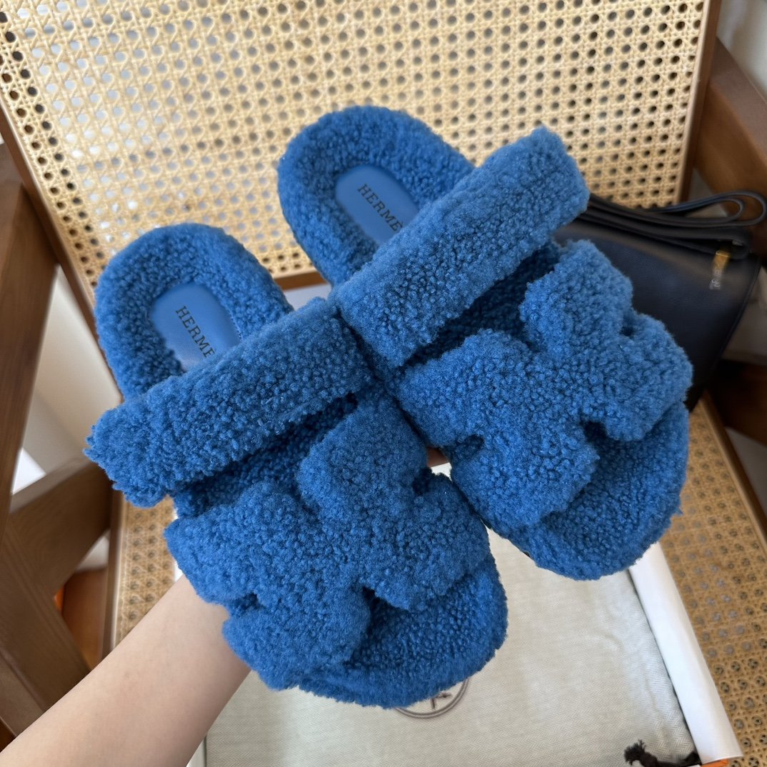 Hermès Chypre Sandals - Image 2