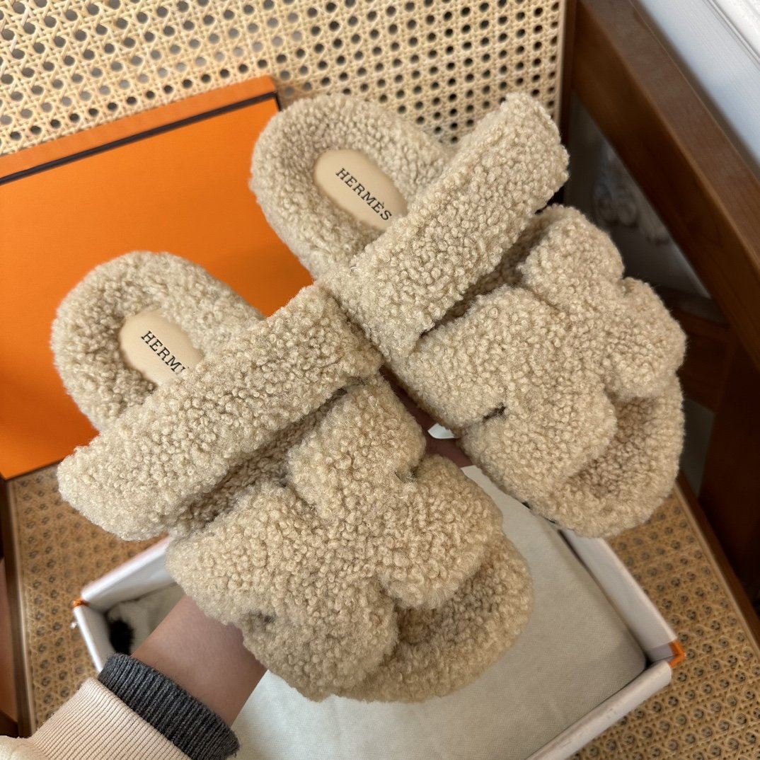 Hermès Chypre Sandals - Image 7