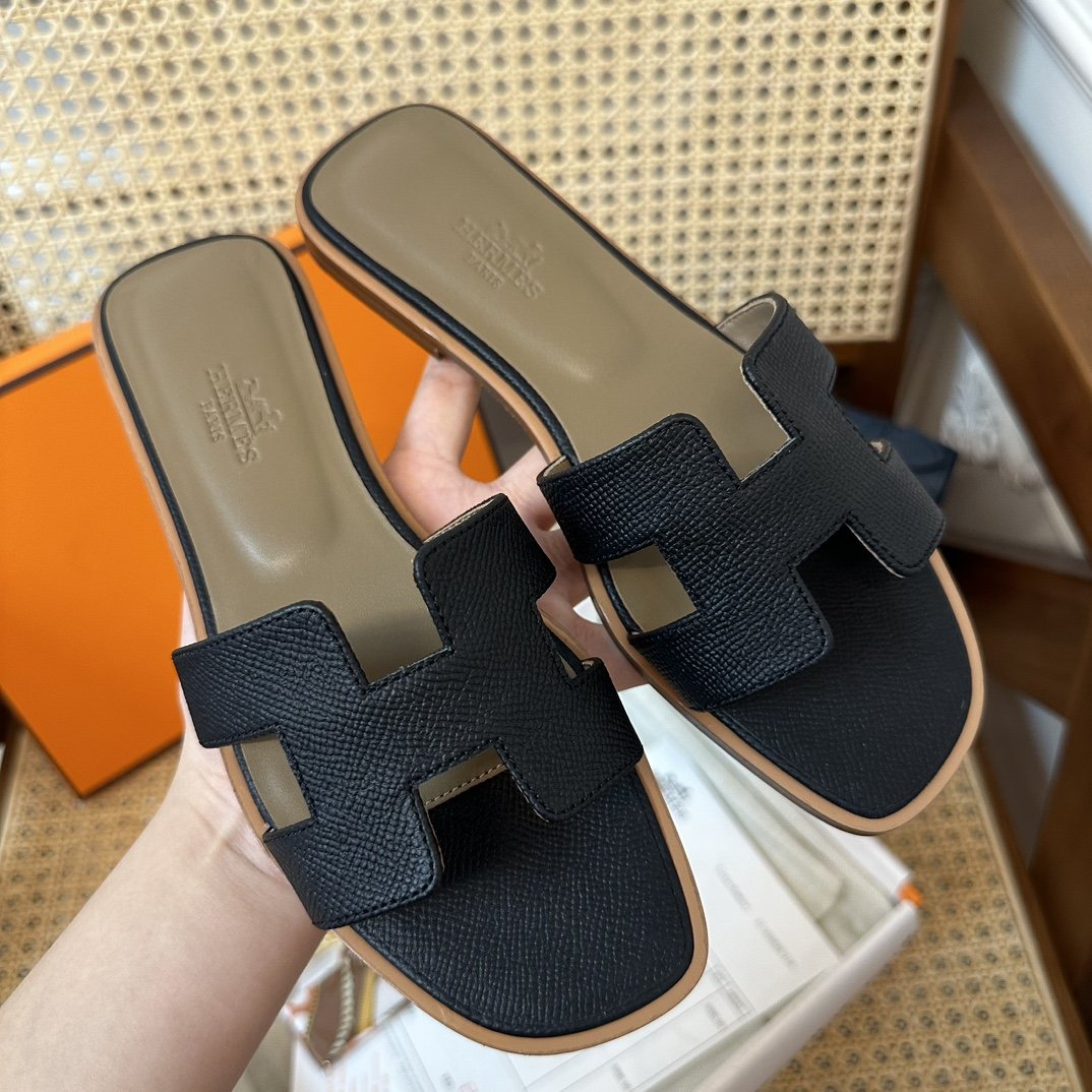 Hermes Oran Sandals Epsom - Image 5