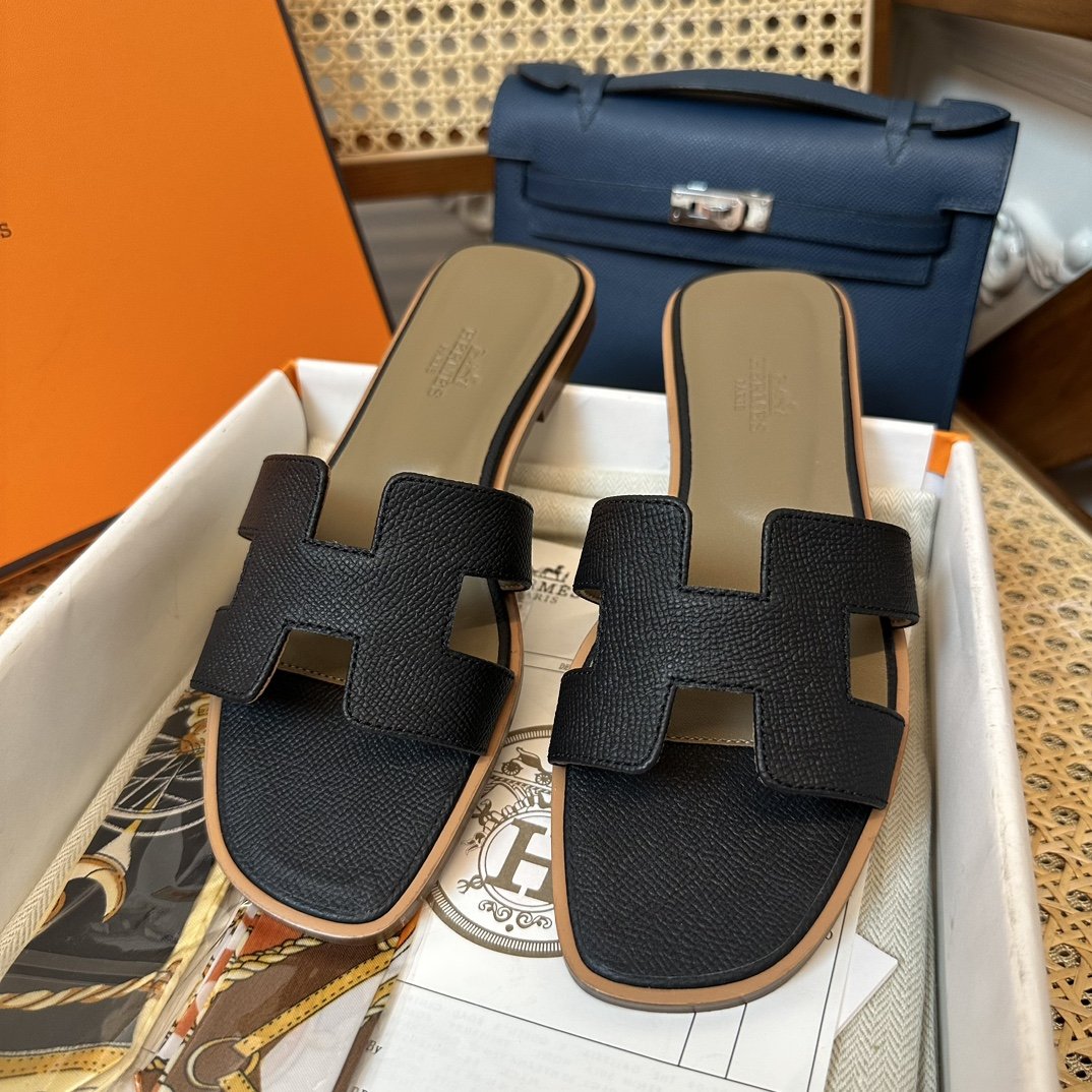 Hermes Oran Sandals Epsom - Image 6