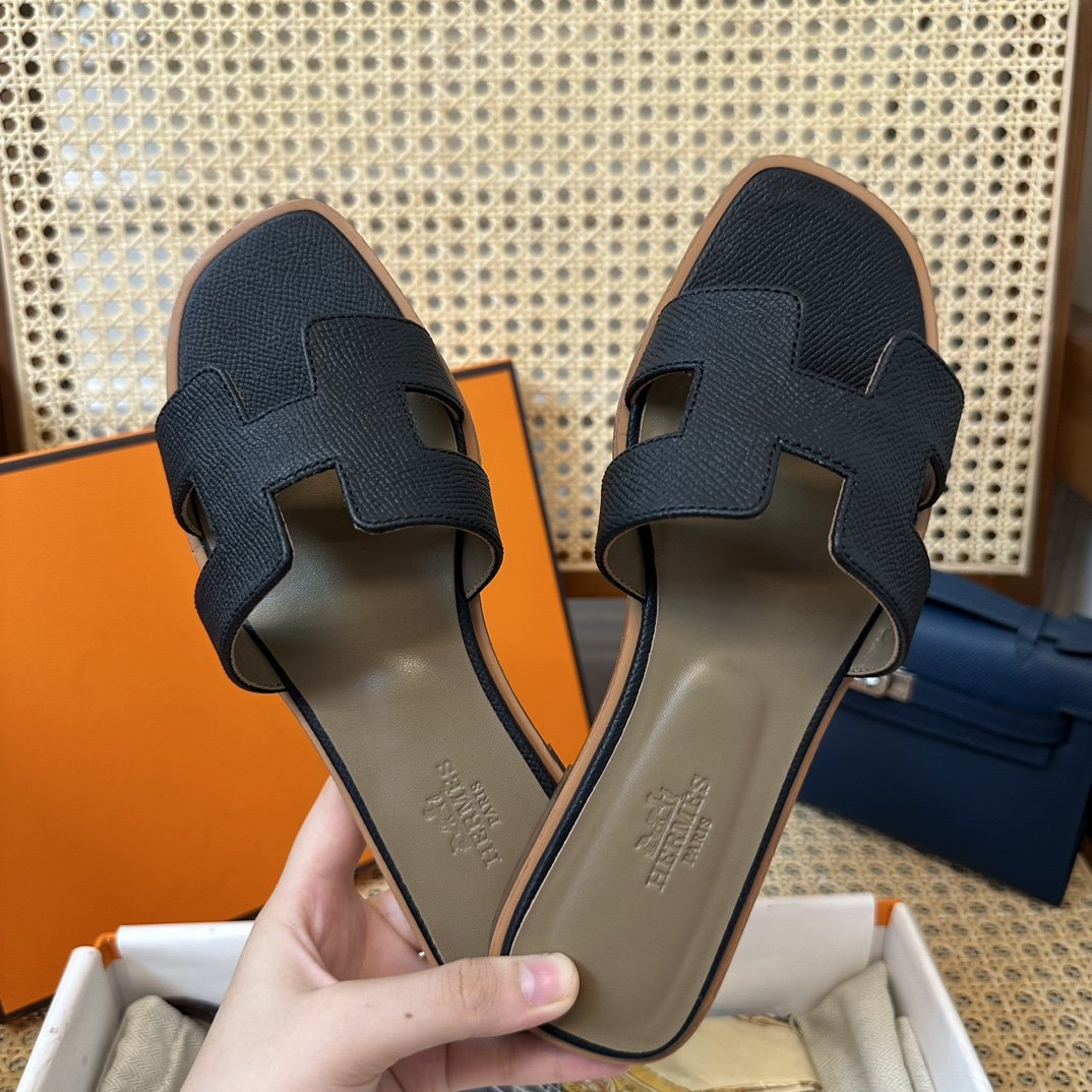 Hermes Oran Sandals Epsom - Image 3
