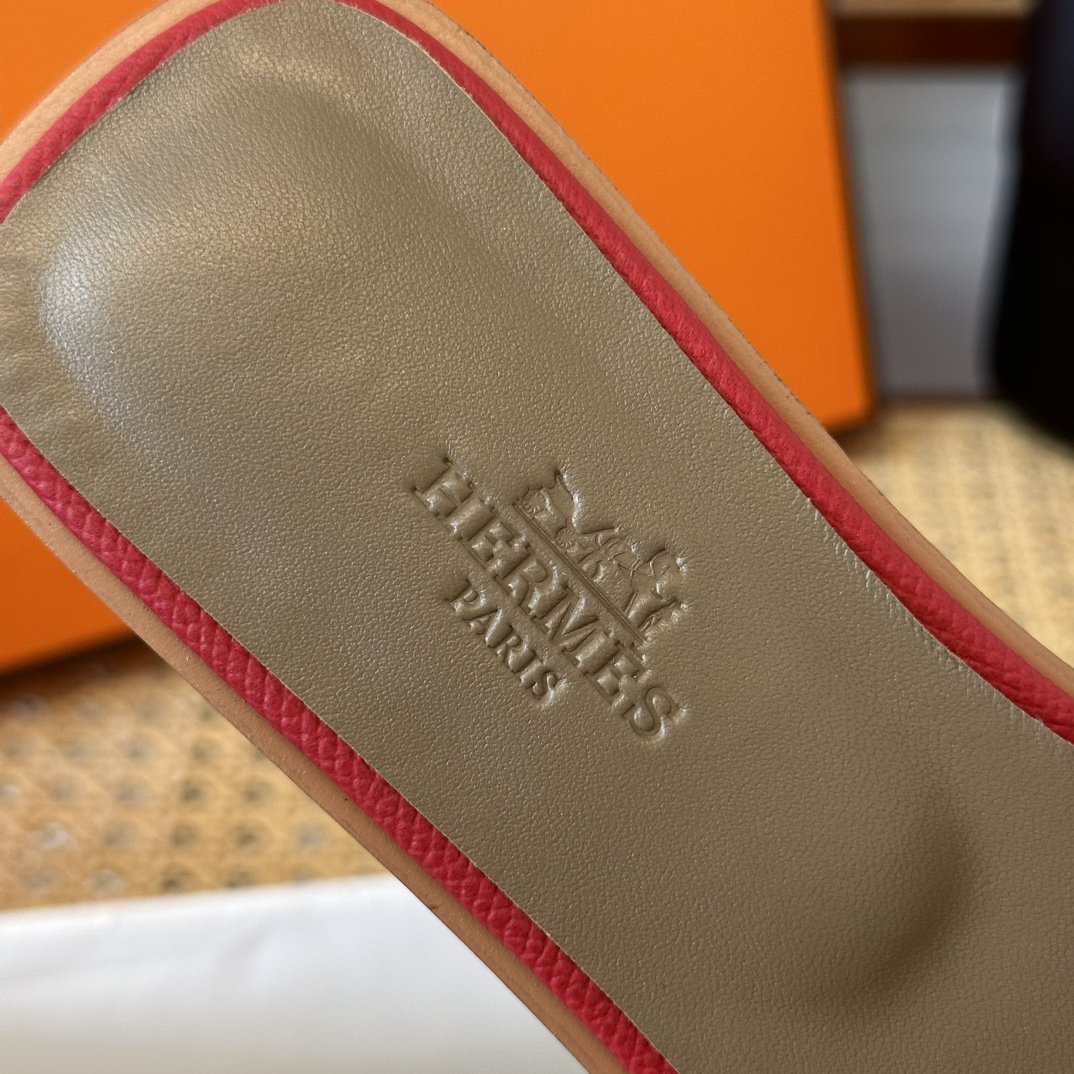 Hermes Oran Sandals Epsom - Image 4