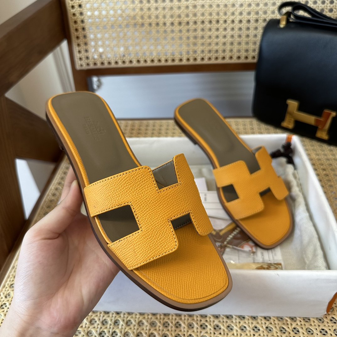 Hermes Oran Sandals Epsom - Image 5